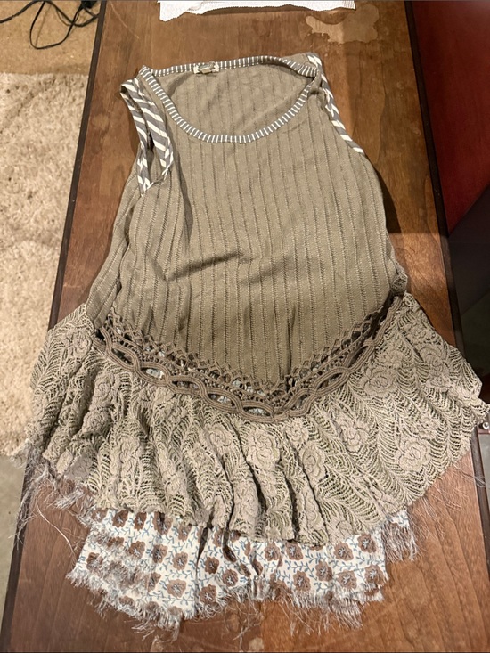 gimmicks by BKE Tops - gimmicks by BKE Taupe Crochet-Trim Fringe Tank Top